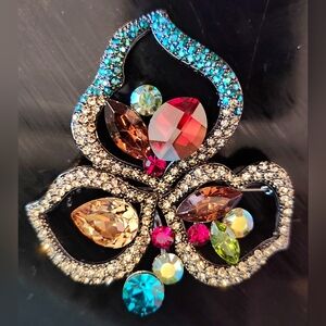 OPCKR Abstract Flower Brooch